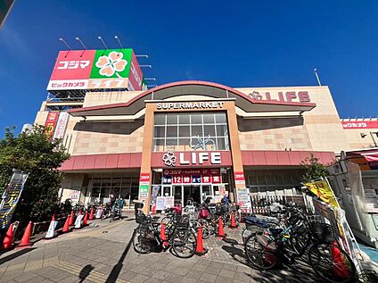 ライフ江北駅前店 750m(徒歩10分／自転車3分)