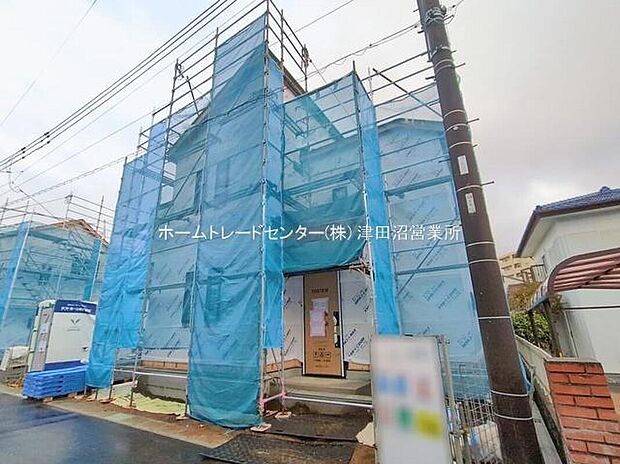毎日のお散歩も快適な緑に恵まれた閑静な住宅地は、伸び伸びスローライフを叶えてくれます。自然豊富な季節の移ろいを身近に感じられる環境で子育てすれば、お子様もきっと素直に成長してくれるはずです！