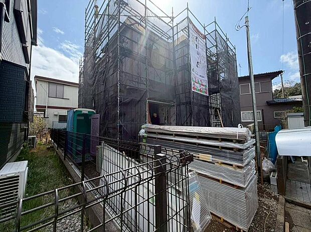 当物件のご案内につきましては、営業スタッフが丁寧に御対応します♪休日、お仕事帰りなど、ご都合に合わせていつでもご案内いたします♪周辺環境と併せて、実際に現地をご確認ください♪