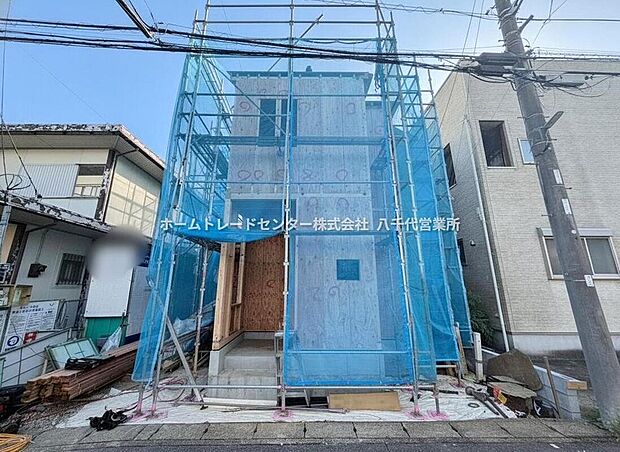 閑静な住宅地で子育て家族にピッタリ。毎日のお散歩も快適なエリアで、自然に包まれた穏やかな暮らしを実現するための、ゆとりある住環境が整っています。
