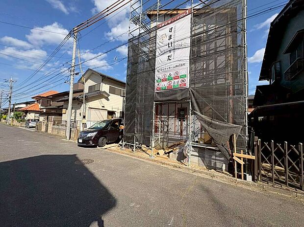 【現地外観写真】耐震性能に自信のある『飯田グループの家』！お客様を守る大切な住宅だからこそ、第3者の検査を受けて安心して住んでいただける住宅を建てております。その頑丈さを、ぜひ現地にてご体感くださいませ。