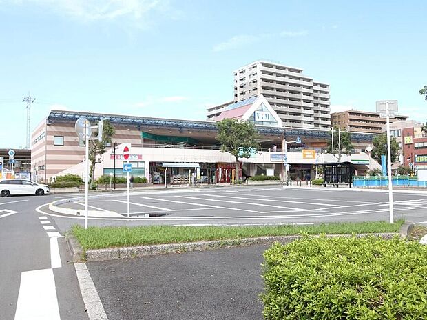 京成本線「京成臼井」駅（約1,100m）