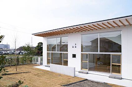 レイモンド新三郷保育園 徒歩852m