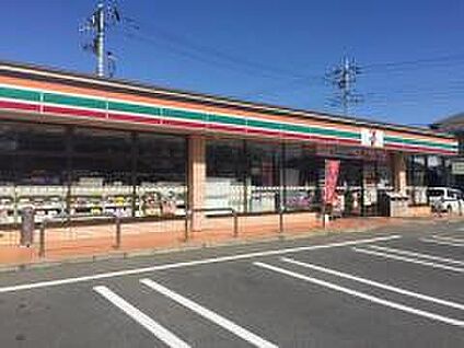 セブン-イレブン三郷東町店 204ｍ(徒歩3分)