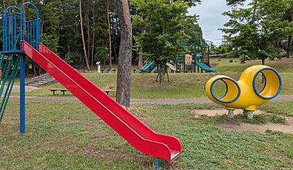 善宝池公園 約610ｍ～640ｍ(徒歩8分～9分)