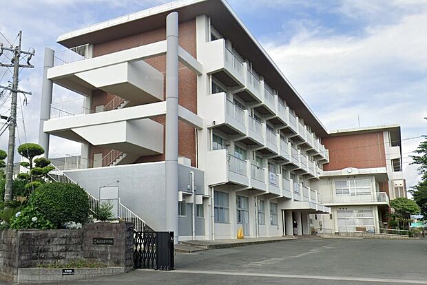 合志市西合志南中学校