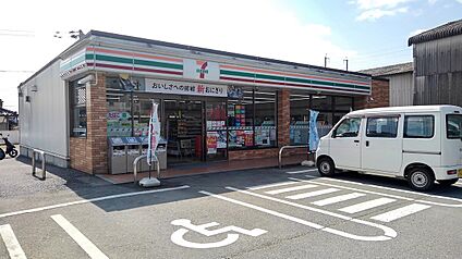 セブンイレブン不知火店 700ｍ