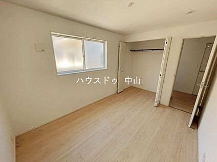  ＼暮らしにフィットする2階洋室／