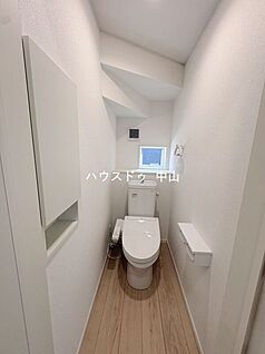 ＼清潔感あふれる洗浄便座付きトイレ／