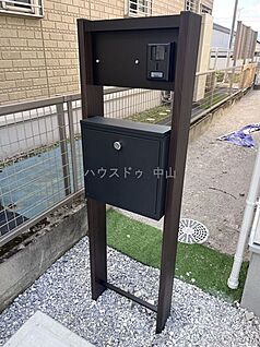 ポスト・モニターつきインターホン