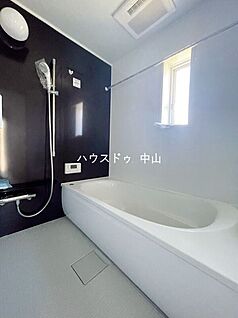 ＼一日の疲れを癒すバスルーム／