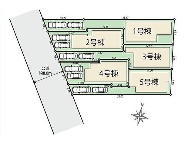 前面道路に十分な幅員があるため、対向車とのすれ違いもラクラク。前向き駐車やバックでの入庫も焦らず落ち着いて行えます！