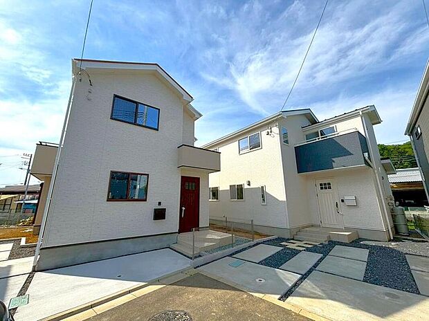 住宅ローンに関してもお任せ下さい♪
〇頭金、自己資金無しでも購入できます
〇マイカーローン、カードローンを住宅ローンでおまとめ可
〇家具、家電、引っ越し費用も借入可
〇勤続年数１年未満可
