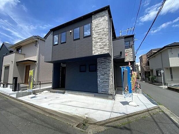 住宅ローンに関してもお任せ下さい♪〇頭金、自己資金無しでも購入できます〇マイカーローン、カードローンを住宅ローンでおまとめ可〇家具、家電、引っ越し費用も借入可〇勤続年数１年未満可