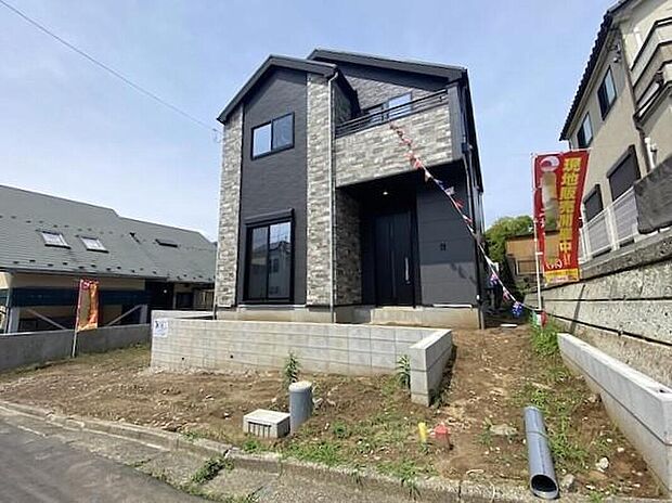 住宅ローンに関してもお任せ下さい♪
〇頭金、自己資金無しでも購入できます
〇マイカーローン、カードローンを住宅ローンでおまとめ可
〇家具、家電、引っ越し費用も借入可
〇勤続年数１年未満可