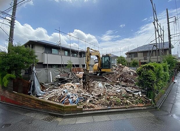 住宅ローンに関してもお任せ下さい♪
〇頭金、自己資金無しでも購入できます
〇マイカーローン、カードローンを住宅ローンでおまとめ可
〇家具、家電、引っ越し費用も借入可
〇勤続年数1年未満可
