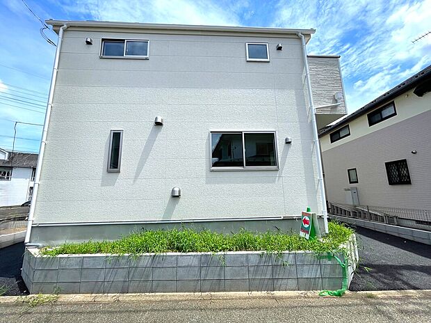 1号棟　　
☆当日のご見学予約も承ります。同じものは２つとない「夢のマイホーム」との出会いが待っているかもしれません♪♪