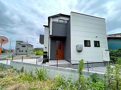 前面道路含む現地写真前面