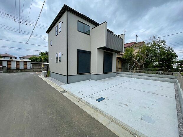 【現地外観写真】1号棟 当日のご見学予約も承ります。同じものは2つとない「夢のマイホーム」との出会いが待っているかもしれません♪!