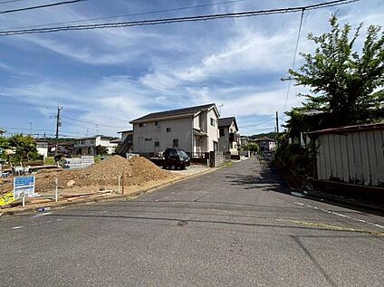 前面道路含む現地写真