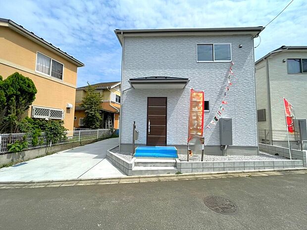 【現地外観写真】気になった物件すぐにご見学対応させていただきます♪平日・お仕事帰りなど、いつでもご案内可能です♪周辺環境と併せて、実際に現地をご確認ください♪
