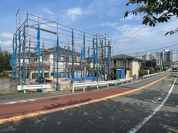 【前面道路含む現地写真】JR中央線「高尾」駅まで歩4分!通勤通学や、休日のお出かけにも便利です♪
