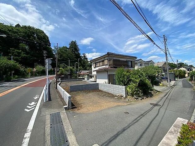 【現地外観写真】住宅ローンに関してもお任せ下さい♪〇頭金、自己資金無しでも購入できます〇マイカーローン、カードローンを住宅ローンでおまとめ可〇家具、家電、引っ越し費用も借入可〇勤続年数１年未満可