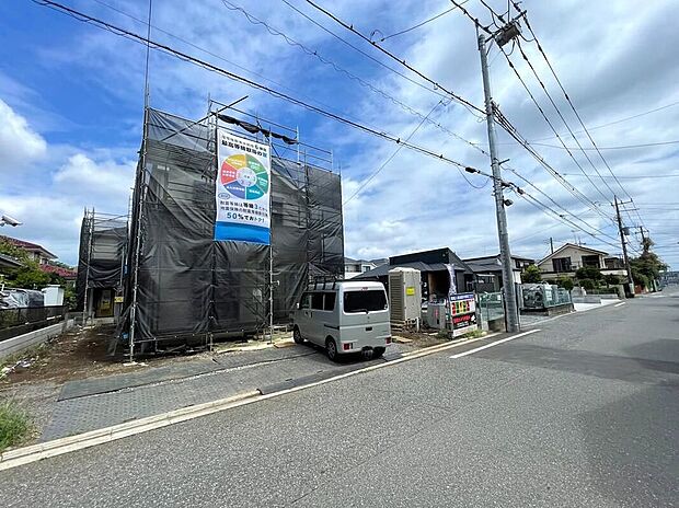 【現地外観写真】☆飯田グループホールディングス唯一の販売専門会社のホームトレードセンターの社員が直接、当物件をご案内いたします。見学希望、資料請求等、お気軽にお問い合わせくださいませ♪