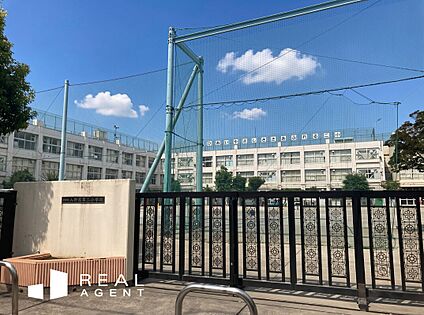 大田区立大森第三中学校 850ｍ