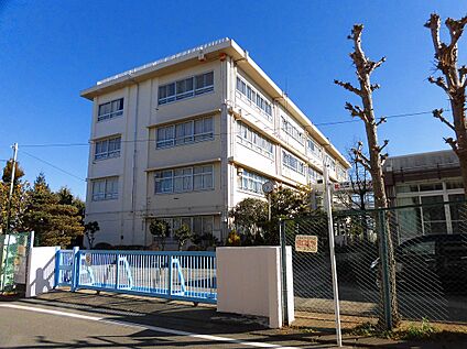 川崎市立菅生中学校 1520m(徒歩19分)