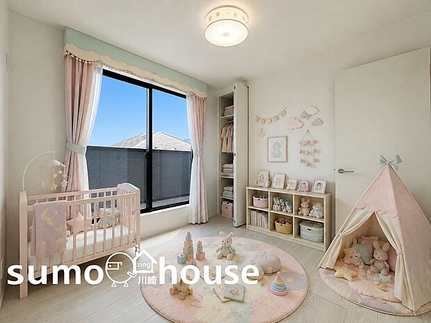 【居室1】明るい光が差し込む子供部屋。かわいらしいインテリアが映える、のびのび育つ心地よい空間。(本画像はCGで作成しており、実際に現地に家具・家電はおかれておりません。また価格に家具・家電は含まれておりません