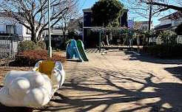 南大谷さくらんぼ公園(約200m)