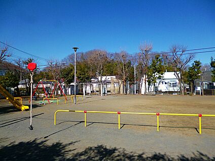 菅小谷公園 450ｍ(徒歩6分)