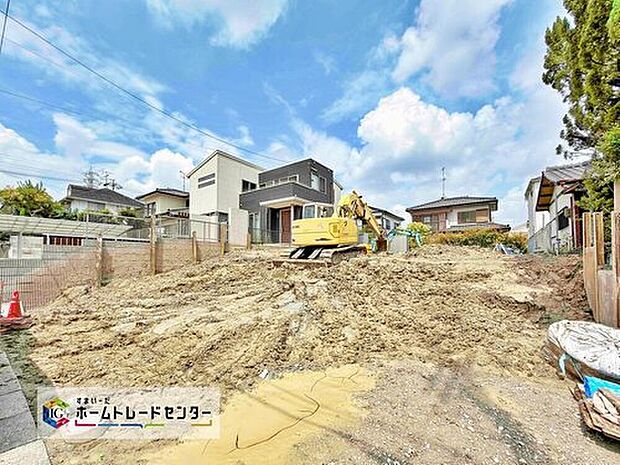 一戸建ての大きなメリットは、「自分の土地」を自由に使えること。好きなペットが飼えるほか、ガーデニングやＤＩＹ、車やバイクの手入れなど様々な趣味を楽しめます♪

