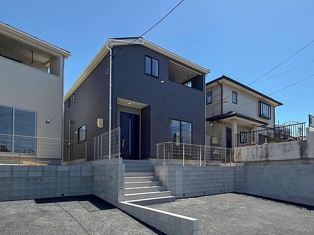 【現地外観写真】一戸建ての魅力☆「自分の土地」を自由に使えること！好きなペットが飼える、ガーデニングやＤＩＹなど趣味を我慢することなく楽しめます♪