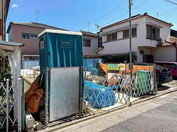 【現地外観写真】住宅の構造や設備仕様・完成イメージなどのご質問はいつでもお気軽にお問い合わせ下さいませ☆資料もお送りいたします♪
