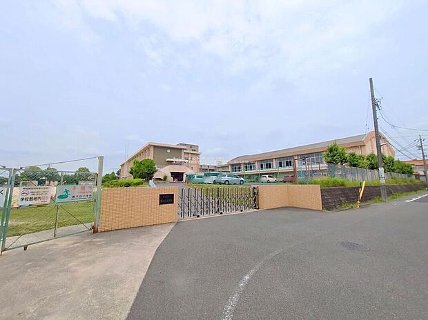 東郷町立春木台小学校(約410m)