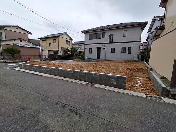 【現地写真】住宅の構造や設備仕様・完成イメージなどのご質問はいつでもお気軽にお問い合わせ下さいませ☆資料もお送りいたします♪