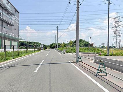 前面道路含む現地写真