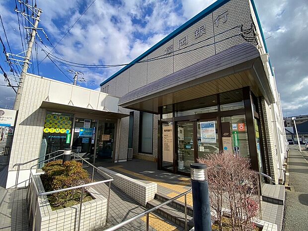福岡銀行粕屋支店(約757m)