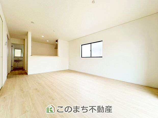 時間のゆとりと空間、暖かな陽光がもたらす光と風を独占してください。新しい暮らしが始まります。 