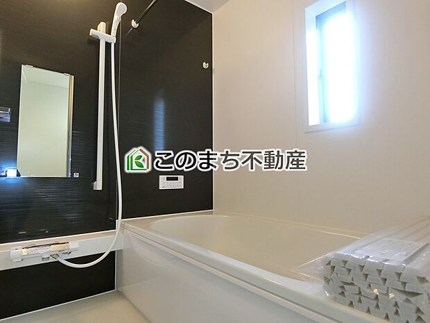 同社施工物件の写真です。※建具やフローリング、その他仕様が異なる場合がございます。
