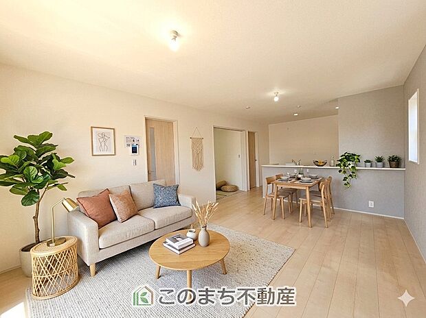 家具・什器・調度品・植栽・カーテンなどはCG加工しております。販売価格には含まれません。