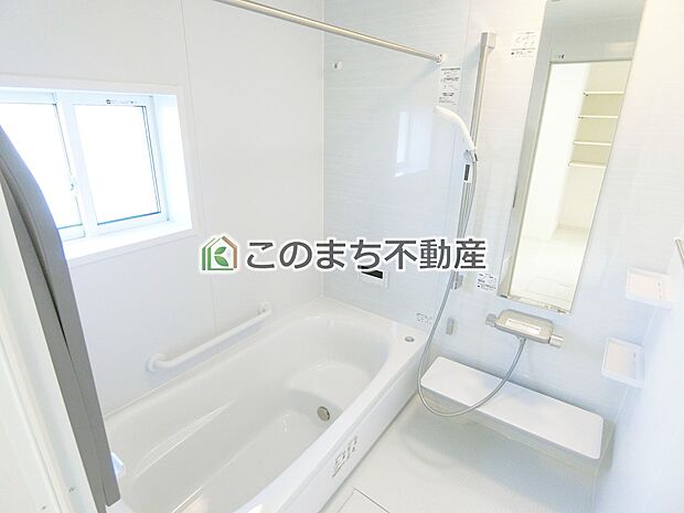 同社施工物件の写真です。※建具やフローリング、その他仕様が異なる場合がございます。