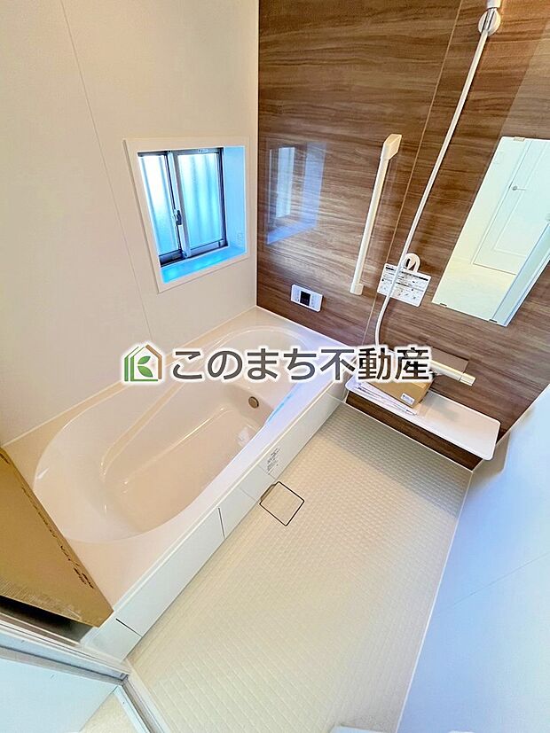 同社施工物件の写真です。※建具やフローリング、その他仕様が異なる場合がございます。