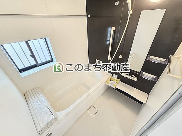 【風呂】同社施工物件の写真です。※建具やフローリング、その他仕様が異なる場合がございます。