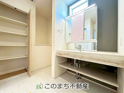 独立洗面台