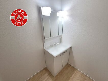 独立洗面台