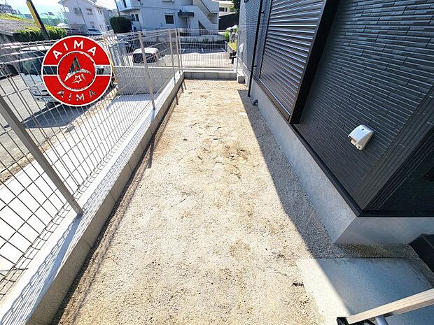 【外観】お庭で自由な時間を過ごせます。