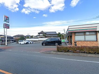 セブンイレブン 須恵レインボーロード店 徒歩572m